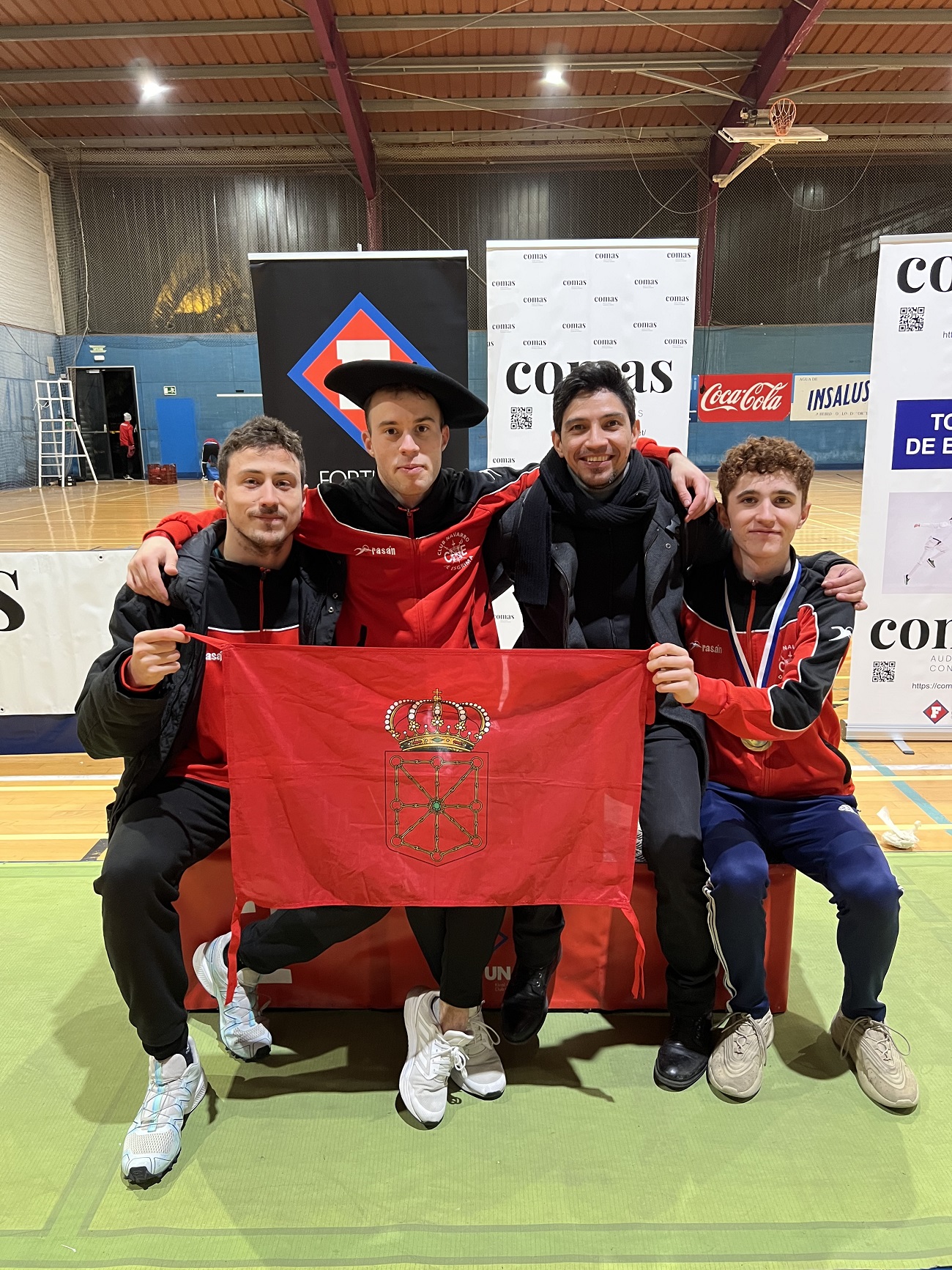 El CNE regresa al podio en la segunda prueba del Ranking de Euskadi-VIII &quot;Trofeo Comas Auditores&quot; de espada